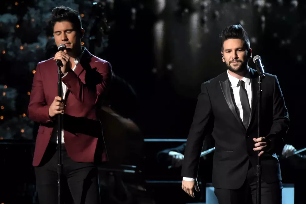 Dan + Shay Address eBay Autograph Sellers on Twitter