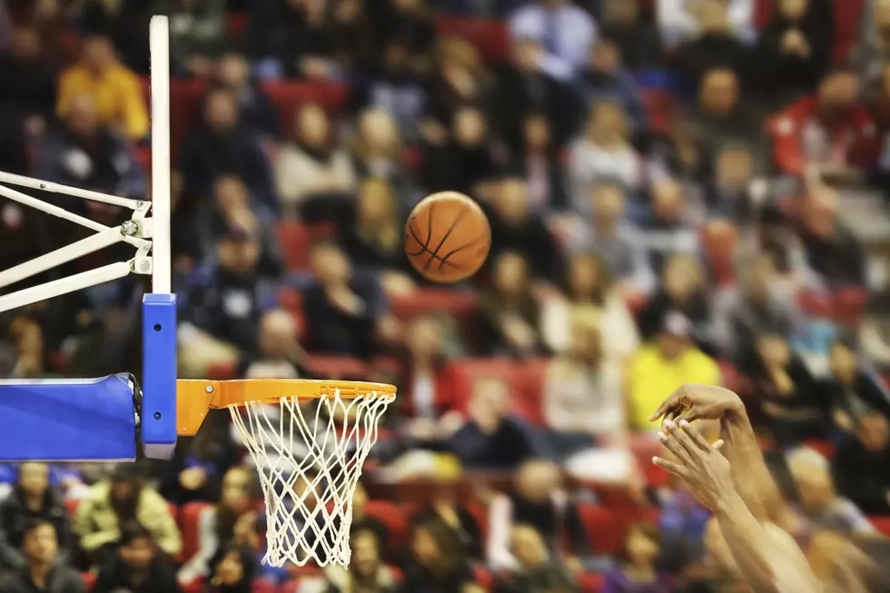 UB Ladies Advance To Sweet 16