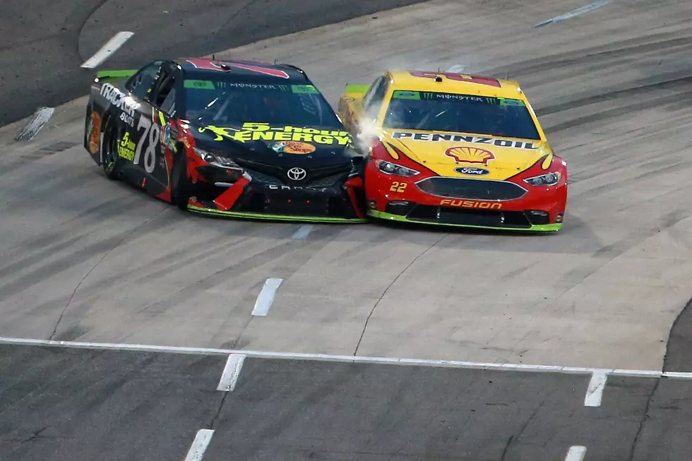 Logano Bumps His Way to Final Four