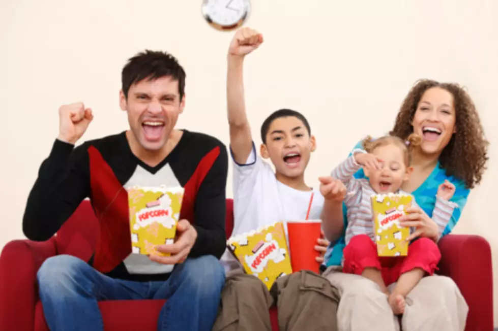 Hamburg Palace Theater Offers Movie Theater Popcorn Curbside Pickup