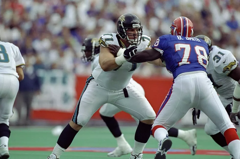 Bruce Smith Unloads on Fellow Hall of Fame Player on Social Media