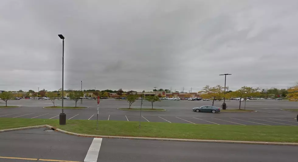 Two Plazas Buffalo Hates Putting Up With During the Holidays
