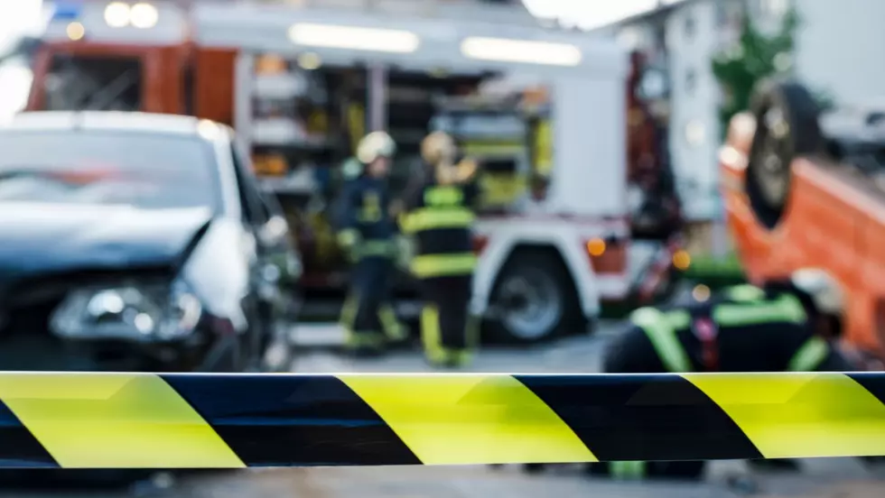 Woman Crashes Car Through Hotel In Niagara Falls