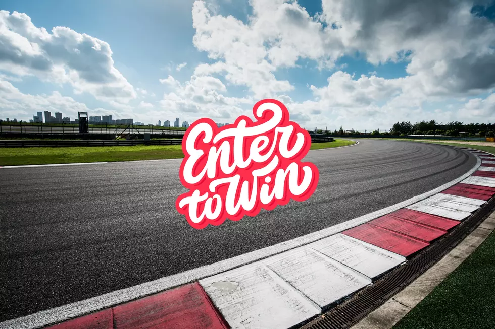 Win Tickets to the Holland Speedway’s Sealmaster 100