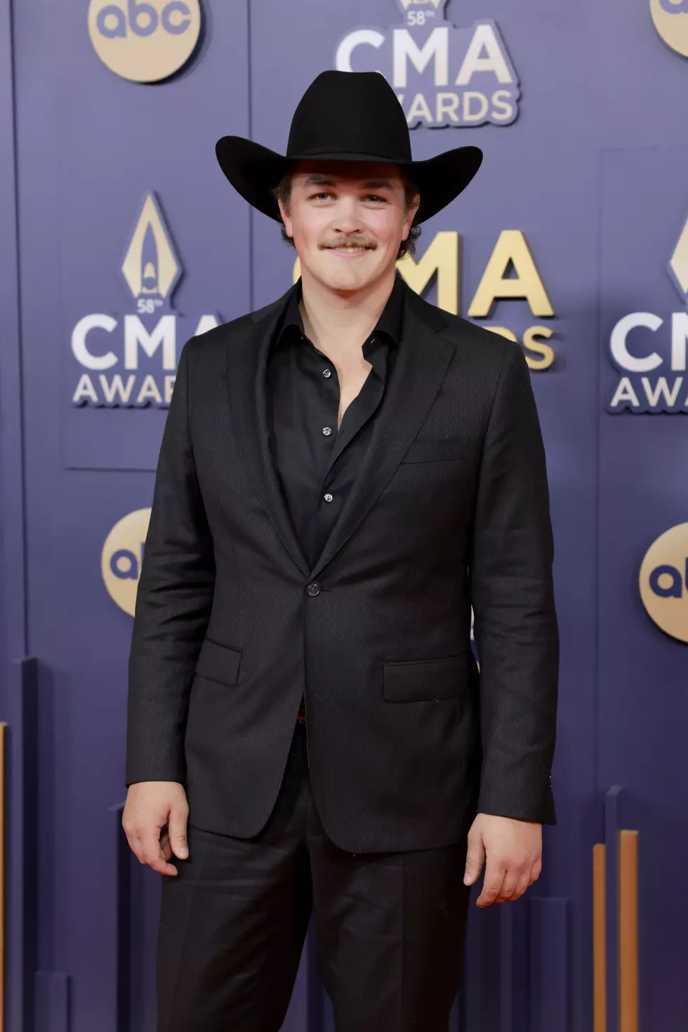 Zach Top Will Join Dierks Bentley in Buffalo, New York