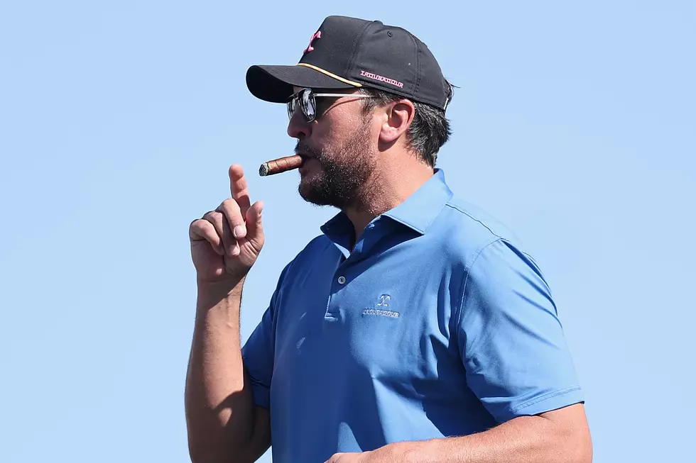Luke Bryan Pokes Fun of Cheating CEO Coldplay Incident–“Who’s With Their Secretary Tonight?”