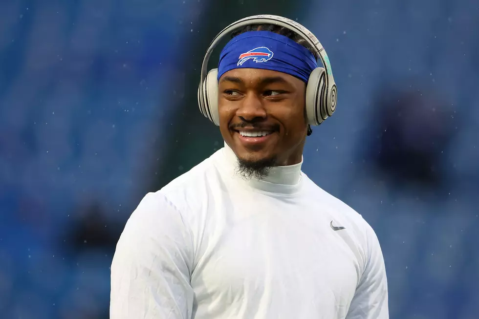 Former Bills Player Caught In Viral Video