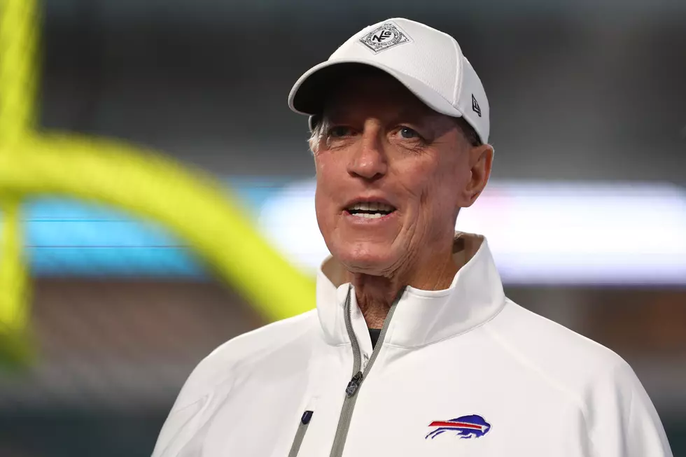 Buffalo Bills Player Making Fans Personalized Christmas Videos
