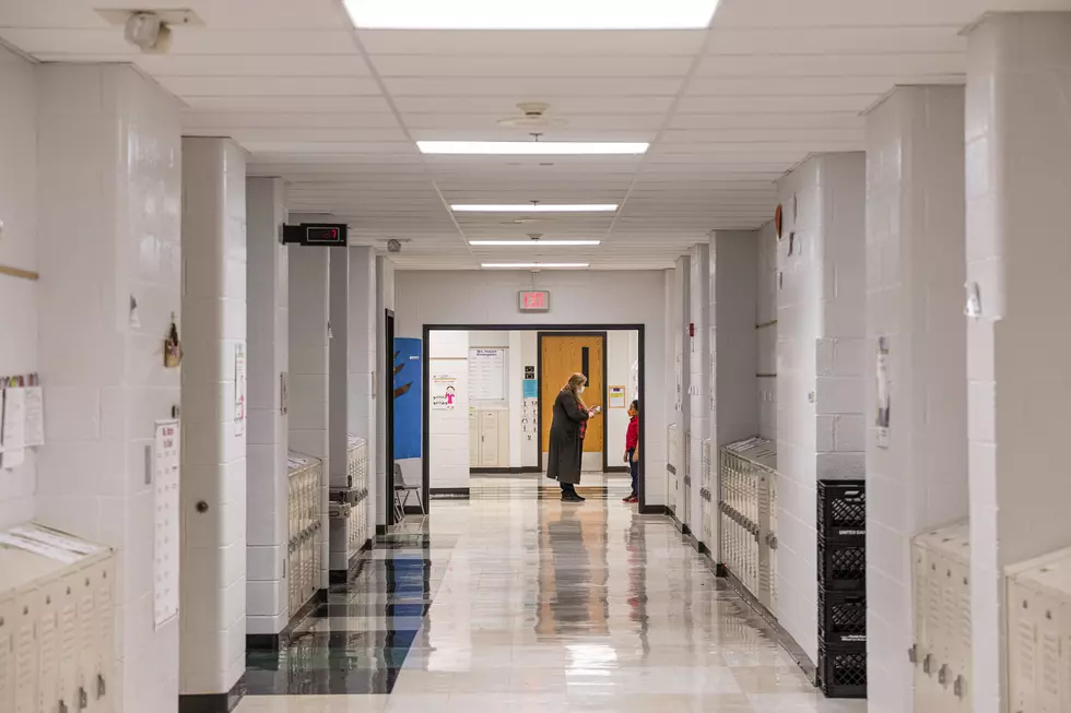 25% of Districts Have Teachers Making Over $100,000 in New York State