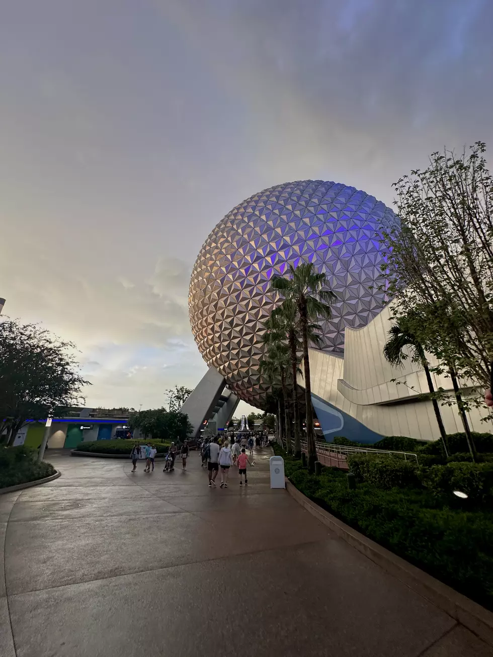 Did You Know About This Disney-Inspired Attraction In Niagara Falls?