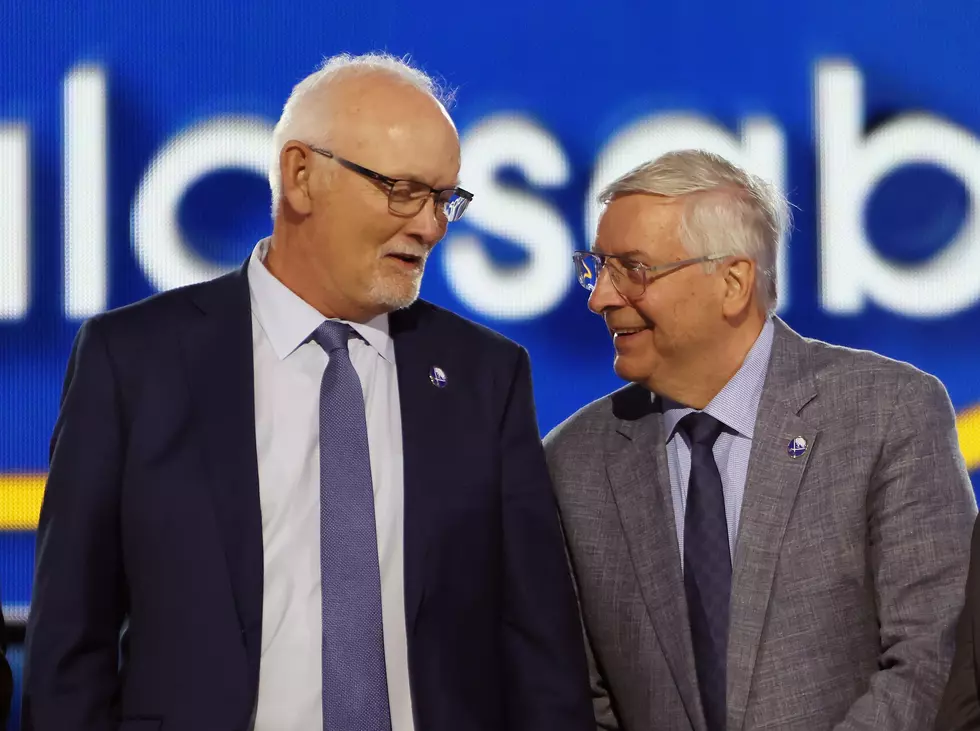 Sabres Store Changes Hours Ahead of Historic Playoff Run